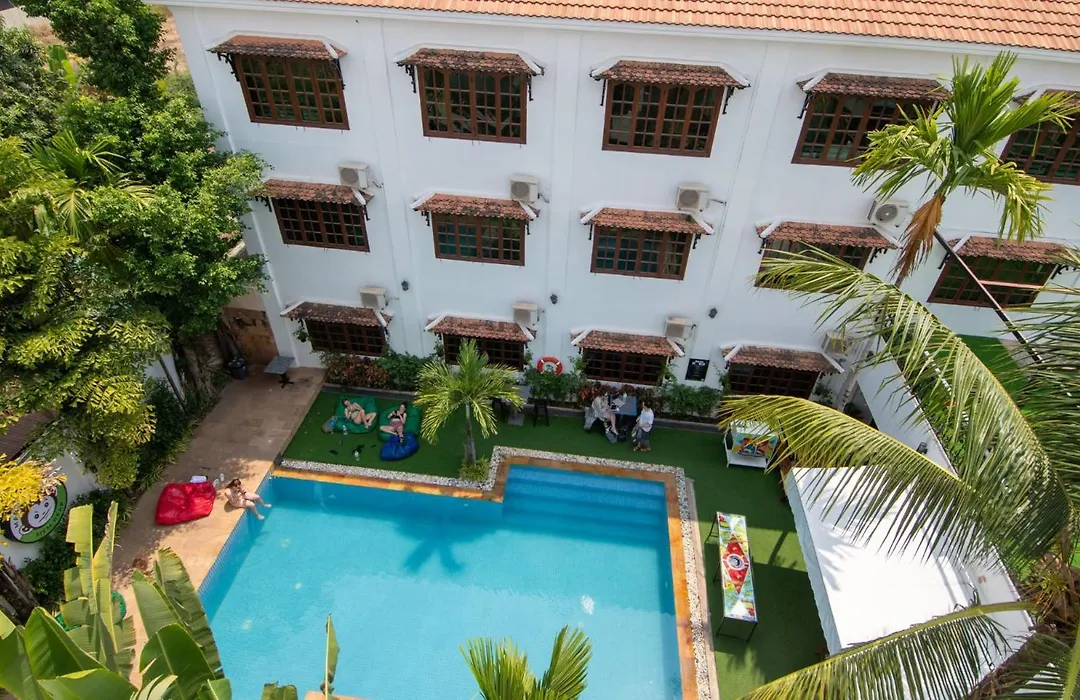 Mad Monkey Hostel Siem Reap-1